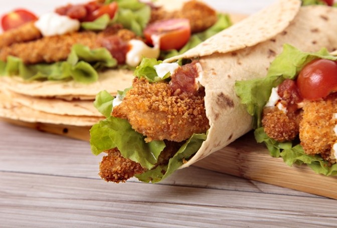 Wrap de maíz con mostaza y tempeh frito